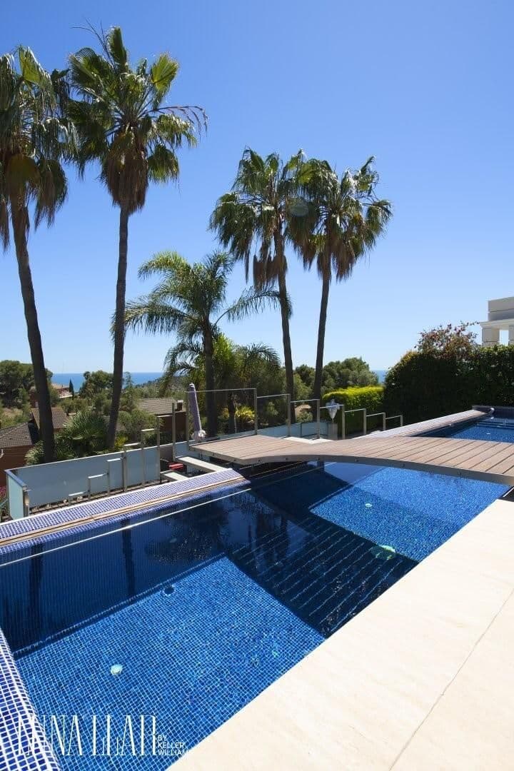 4 bedrooms house for sale in Castelldefels, Spain - Image 2