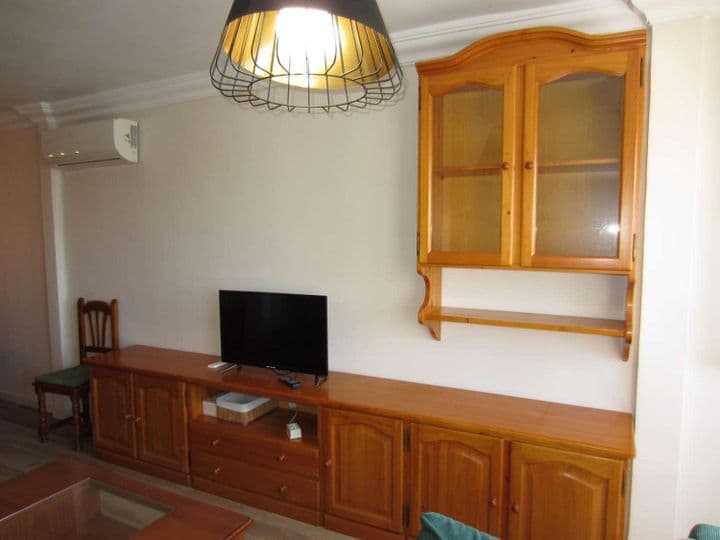 3 bedrooms apartment for rent in Centro Ciudad, Spain - Image 5