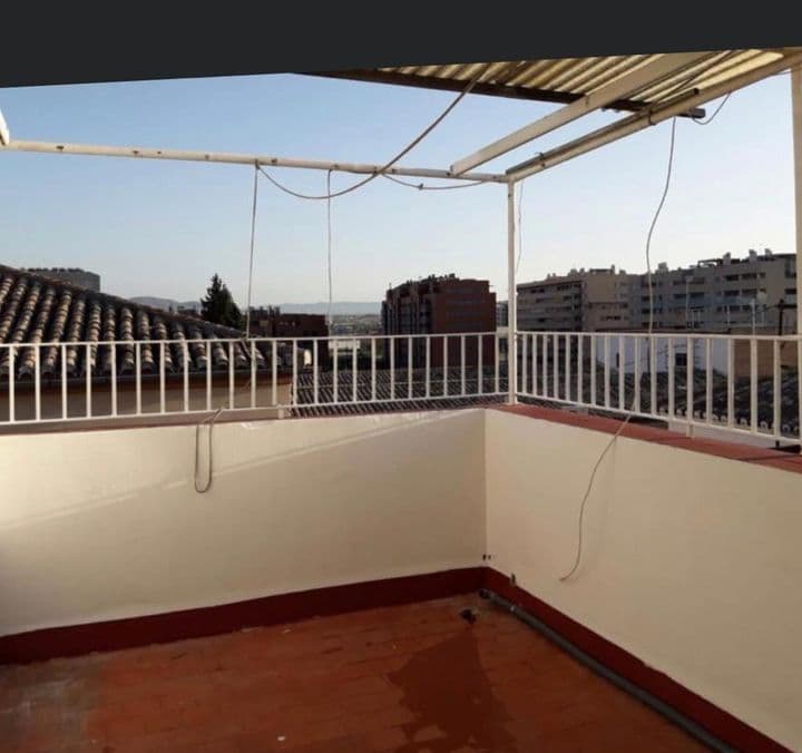 3 bedrooms apartment for rent in Granada, Spain - Image 2