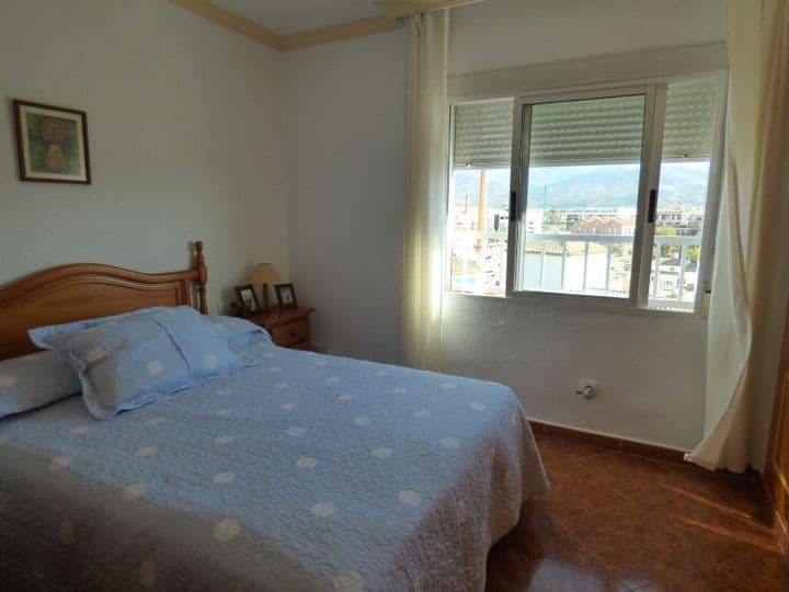 2 bedrooms apartment for rent in Paseo Maritimo de Levante, Spain - Image 8