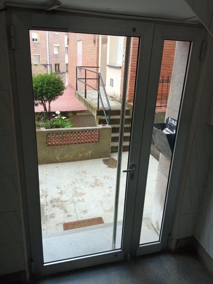 2 bedrooms apartment for sale in Oviedo, Spain - Image 9