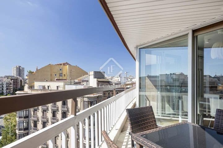 3 bedrooms apartment for rent in Barcelona, Spain - Image 8