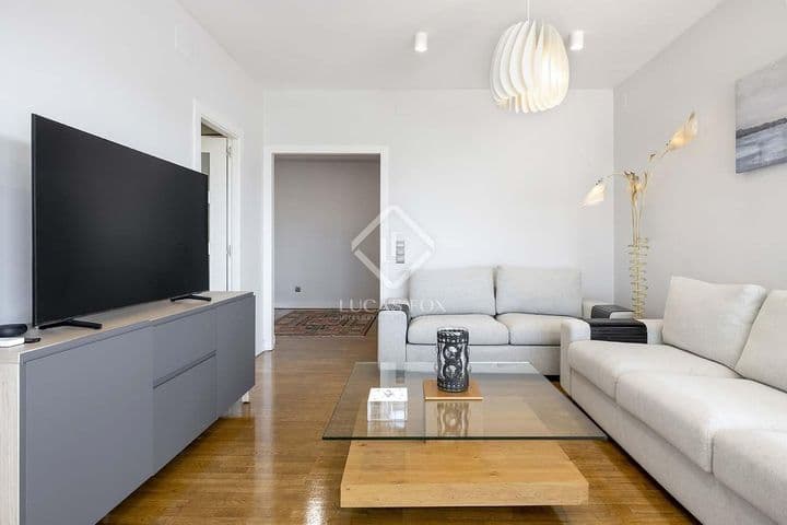 3 bedrooms apartment for rent in Barcelona, Spain - Image 5