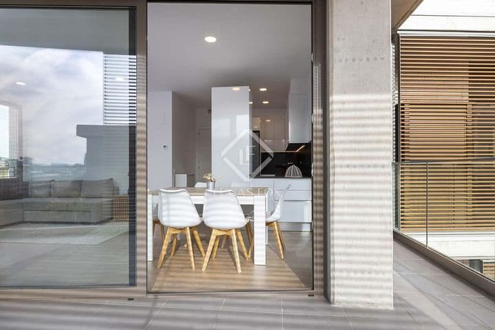 3 bedrooms apartment for rent in Barcelona, Spain - Image 3