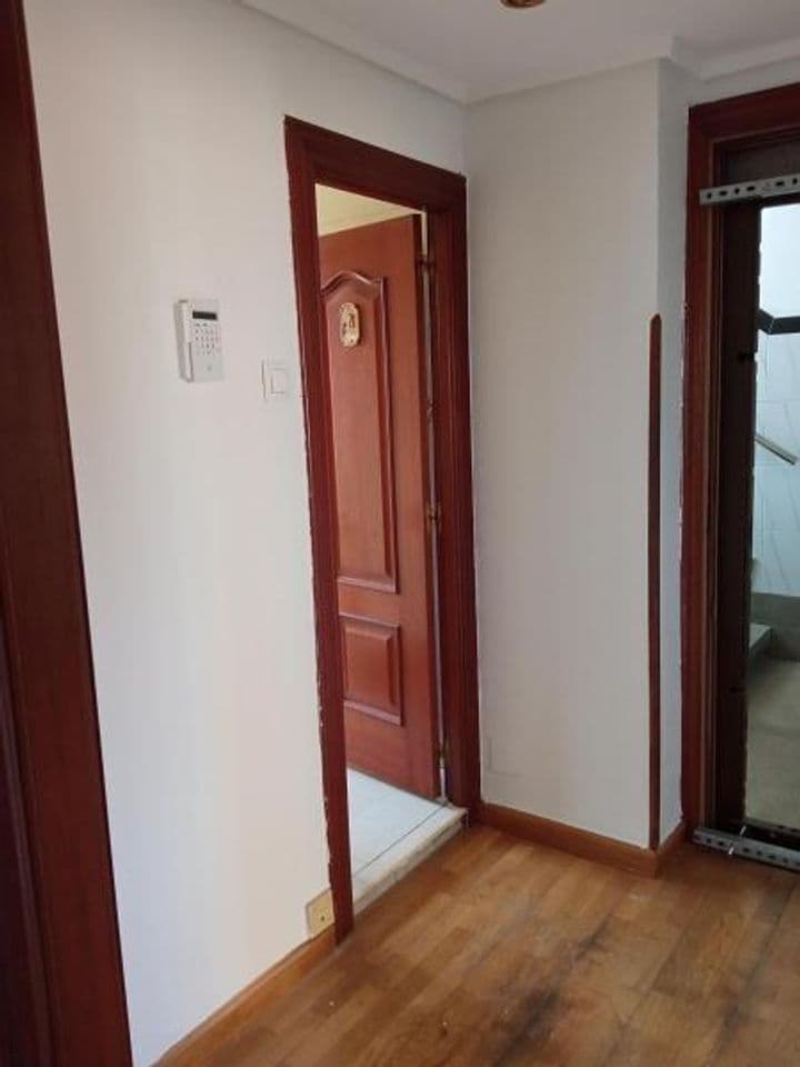 2 bedrooms apartment for sale in Oviedo, Spain - Image 5