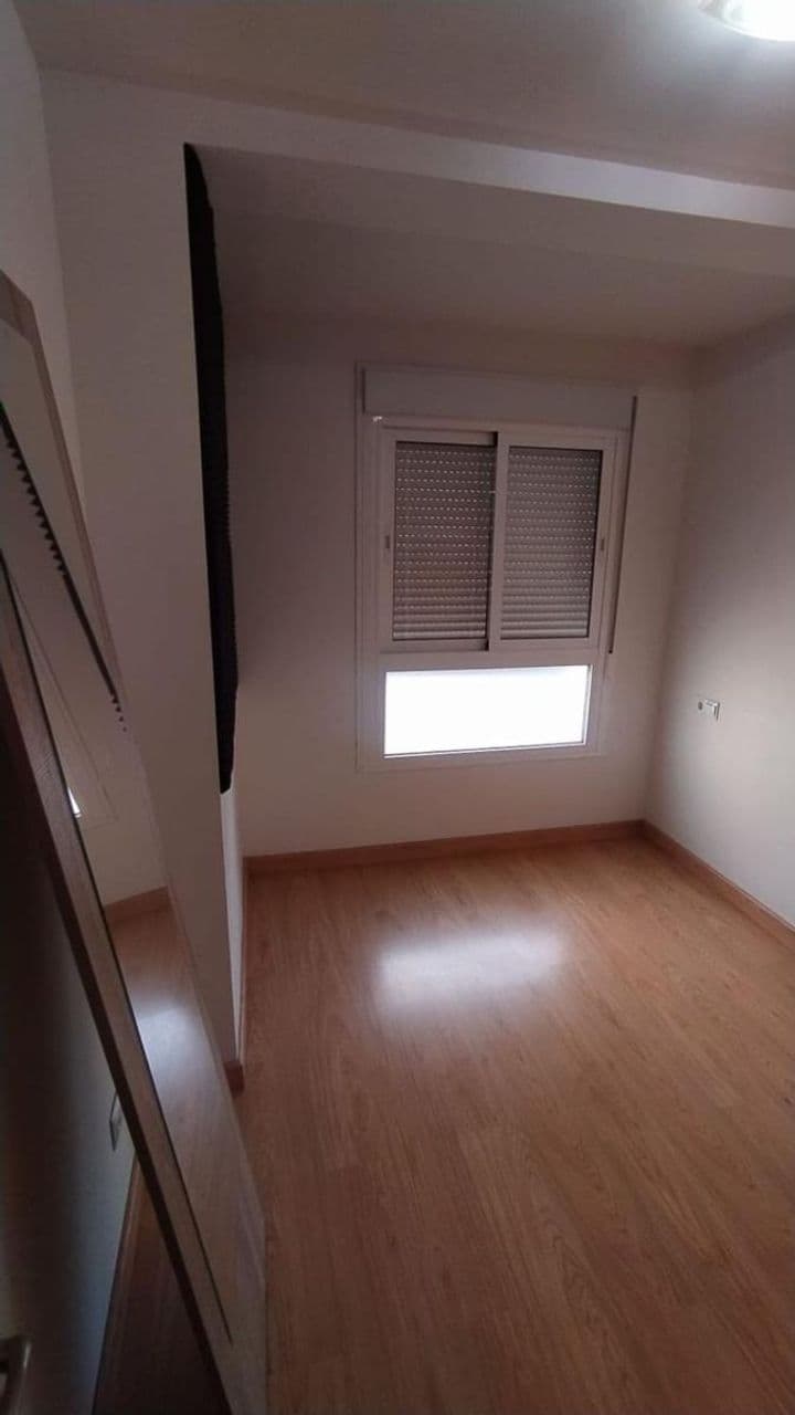 2 bedrooms apartment for rent in Malaga-Centro, Spain - Image 12