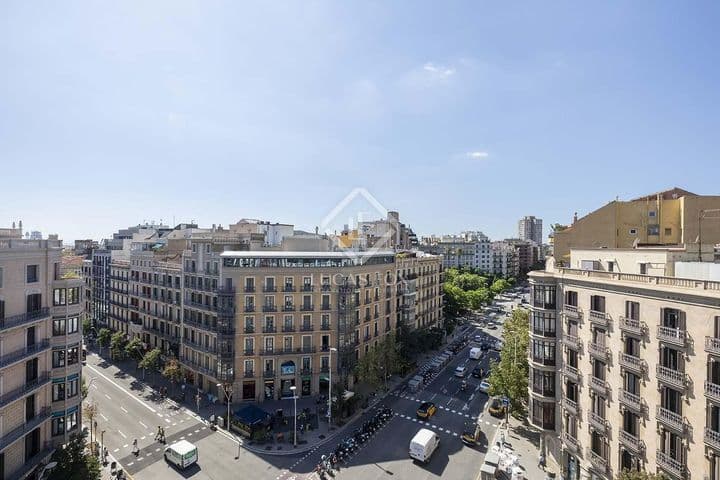 3 bedrooms apartment for rent in Barcelona, Spain - Image 10