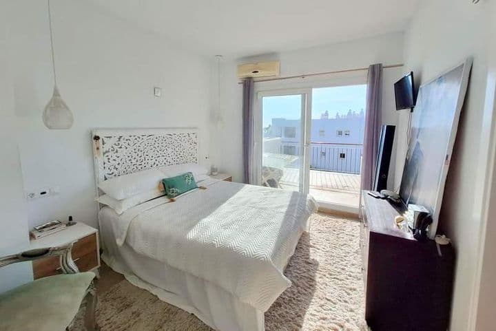 2 bedrooms house for sale in La Duquesa, Spain - Image 6