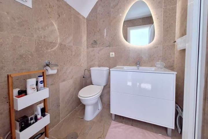 2 bedrooms house for sale in La Duquesa, Spain - Image 7