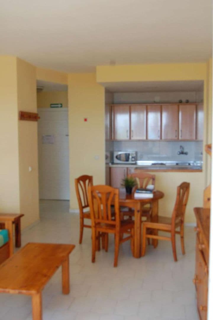 1 bedroom apartment for rent in Parque de la Paloma, Spain - Image 7