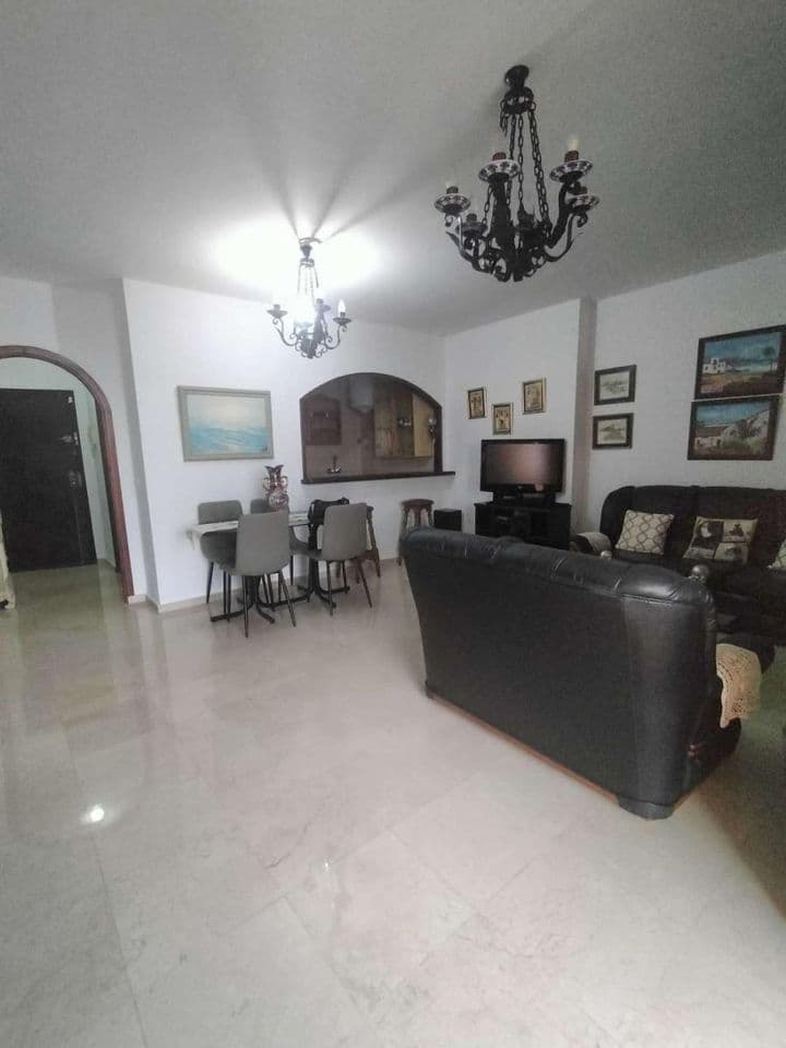 2 bedrooms apartment for rent in Benalmadena, Spain - Image 2