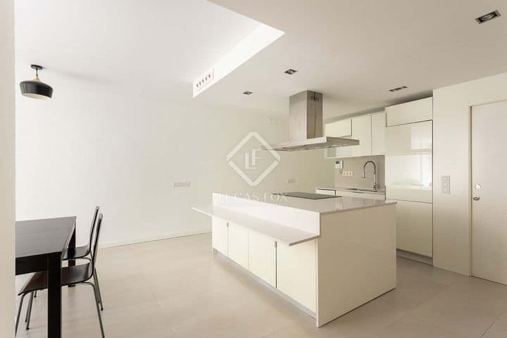 3 bedrooms apartment for rent in Barcelona, Spain - Image 10