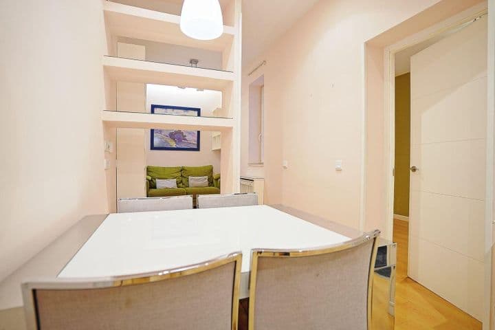 1 bedroom apartment for rent in Madrid, Spain - Image 8