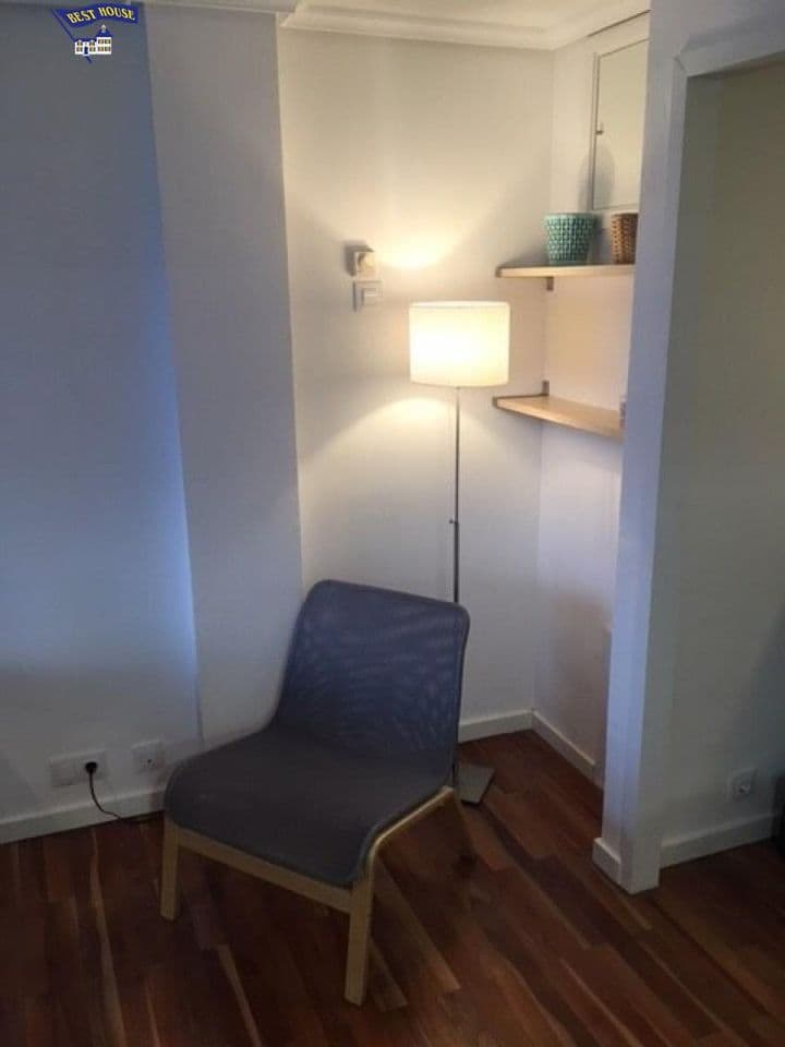 1 bedroom apartment for rent in Santander, Spain - Image 10