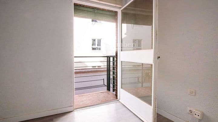 Apartment for rent in Centro, Spain - Image 2