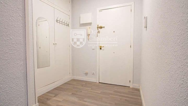 Apartment for rent in Centro, Spain - Image 4