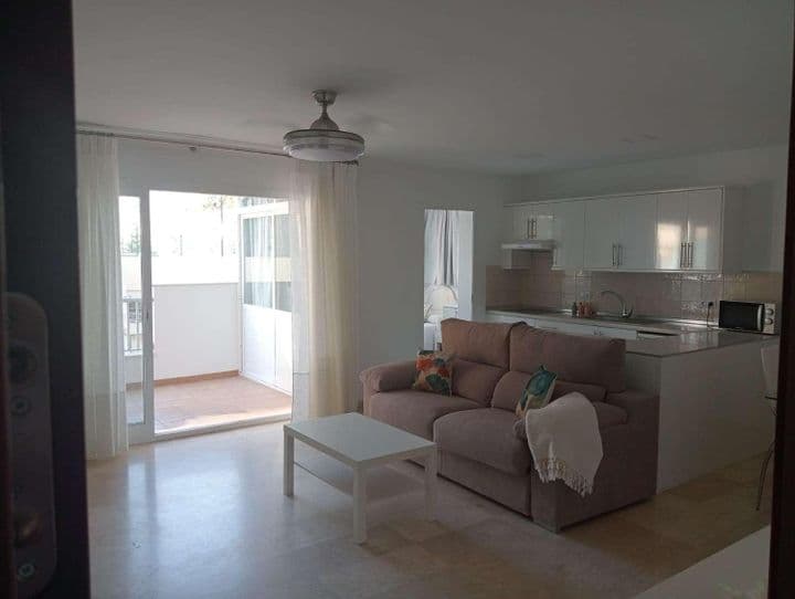 2 bedrooms apartment for rent in Playa de los Boliches, Spain - Image 6