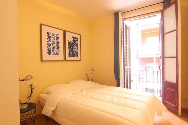 2 bedrooms apartment for rent in Sants-Montjuic, Spain - Image 7