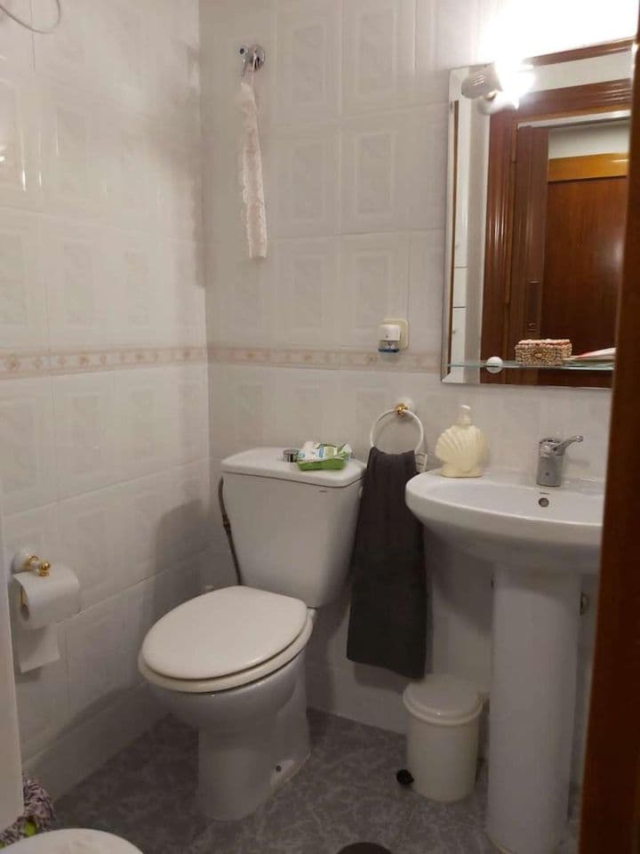 Apartment for rent in Cortijo Torrequebrada, Spain - Image 7