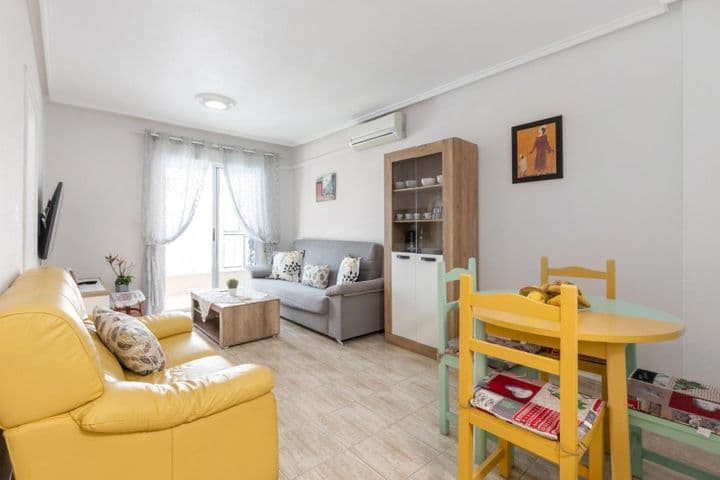 1 bedroom apartment for sale in Centro - Muelle Pesquero, Spain - Image 2