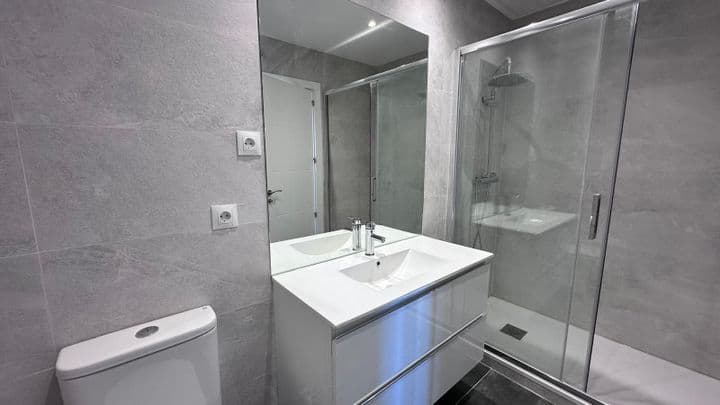 Apartment for sale in Hortaleza, Spain - Image 2