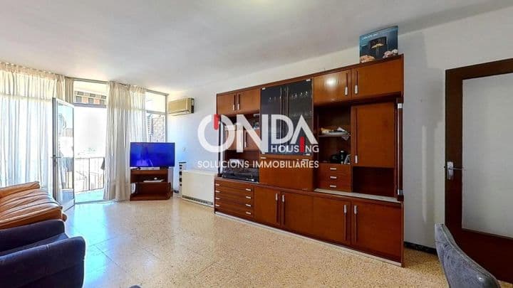 3 bedrooms apartment for rent in Lleida, Spain - Image 4