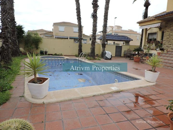 4 bedrooms house for rent in Torrevieja, Spain - Image 4