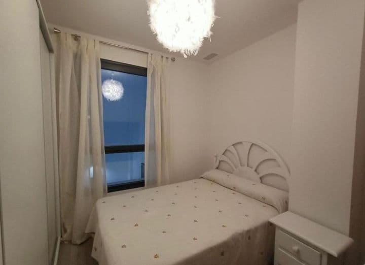 2 bedrooms apartment for rent in Centro, Spain - Image 6