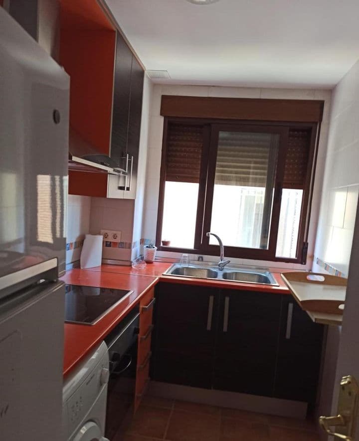 1 bedroom apartment for rent in Vega de Granada, Spain - Image 7