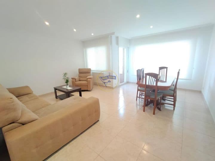 3 bedrooms apartment for rent in Vigo, Spain - Image 2