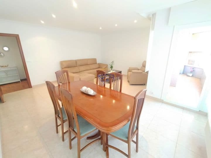 3 bedrooms apartment for rent in Vigo, Spain - Image 9