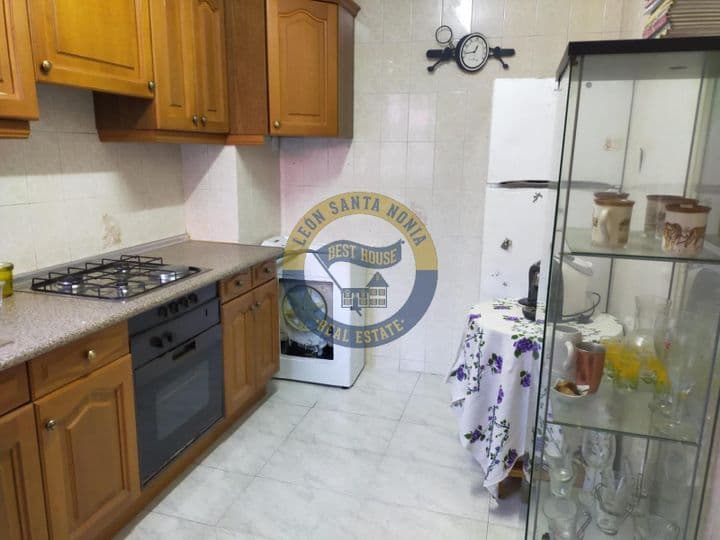 2 bedrooms apartment for sale in Leon, Spain - Image 4