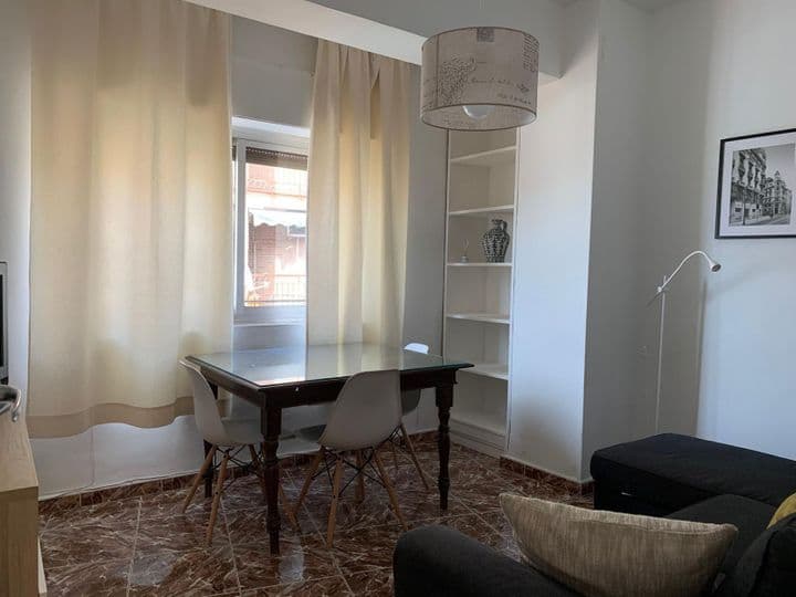 3 bedrooms apartment for rent in Centro-Sagrario, Spain - Image 3