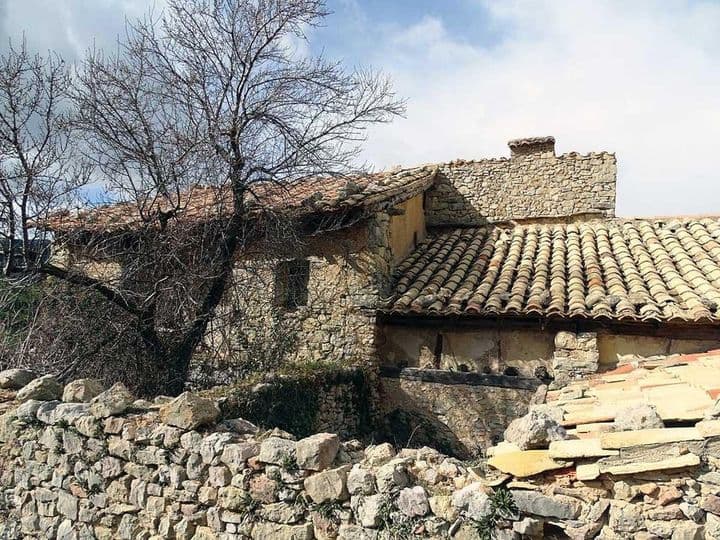 House for sale in Valderrobres, Spain - Image 9