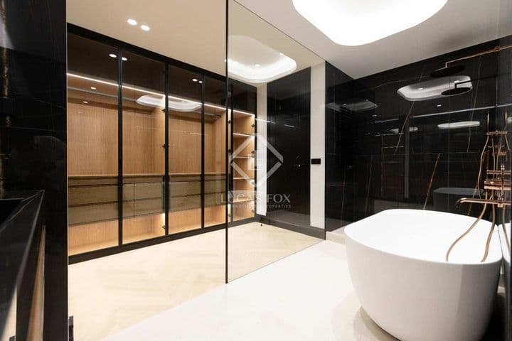 4 bedrooms apartment for sale in Madrid, Spain - Image 5