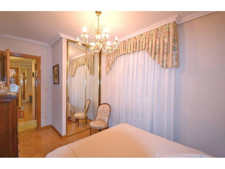 2 bedrooms apartment for rent in Palencia, Spain - Image 12