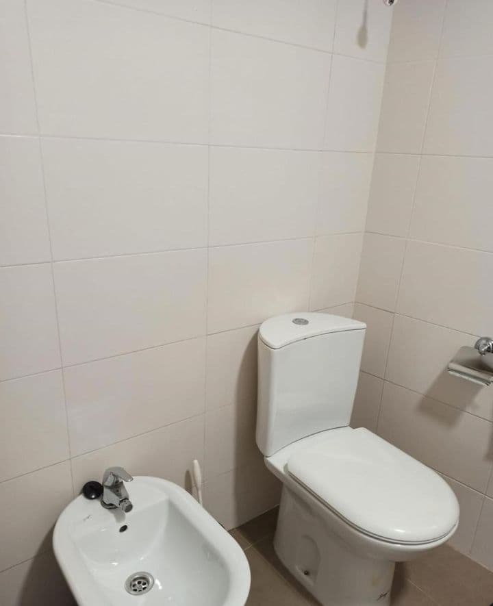 1 bedroom apartment for rent in Vega de Granada, Spain - Image 10