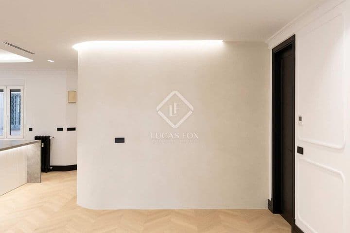 4 bedrooms apartment for sale in Madrid, Spain - Image 4