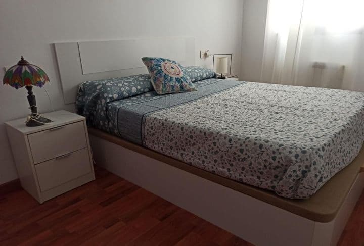 1 bedroom apartment for rent in Vega de Granada, Spain - Image 2