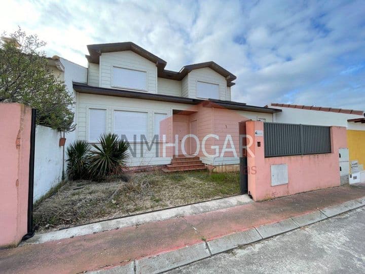 3 bedrooms house for sale in Avila, Spain - Image 2