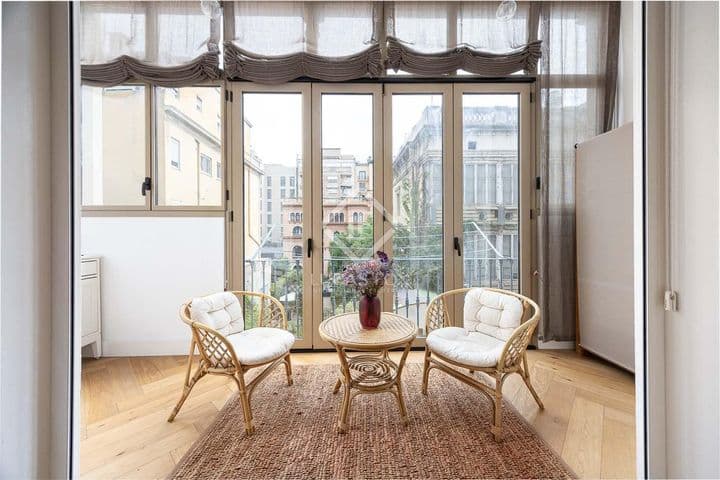 3 bedrooms apartment for rent in Barcelona, Spain - Image 12