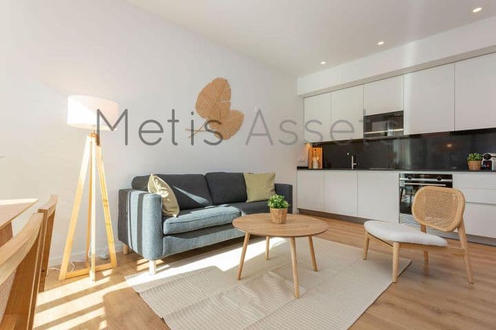 2 bedrooms apartment for rent in Dreta de lEixample, Spain - Image 3