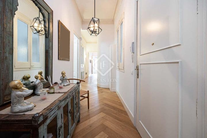 3 bedrooms apartment for rent in Barcelona, Spain - Image 8