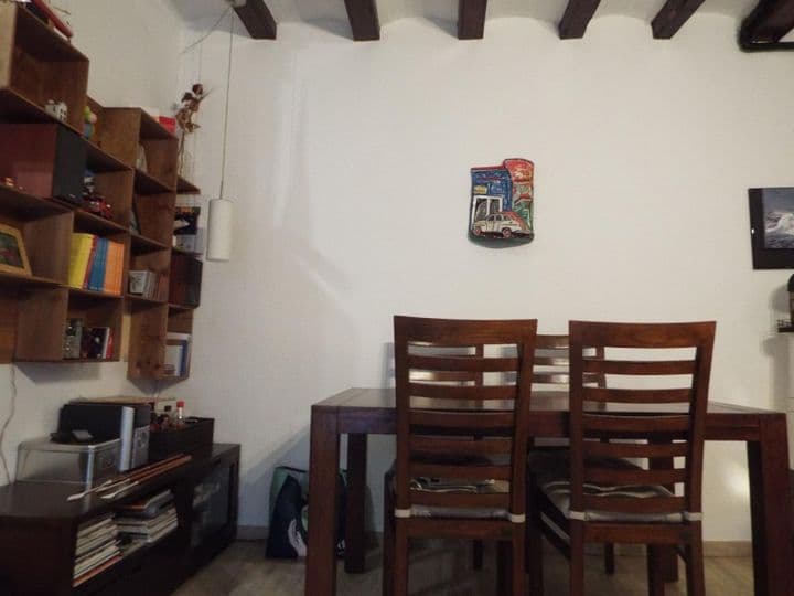 1 bedroom apartment for rent in Ciutat Vella, Spain - Image 4