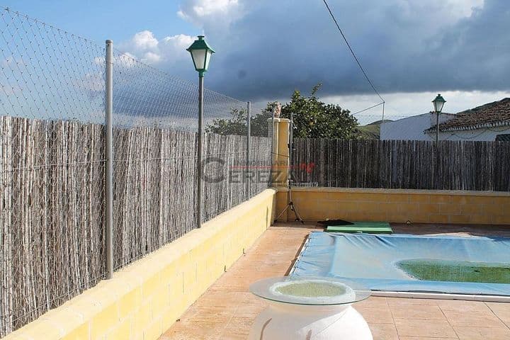 3 bedrooms house for rent in La Axarquia, Spain - Image 2