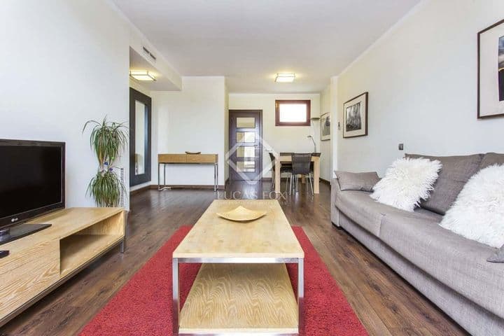 2 bedrooms apartment for rent in Barcelona, Spain - Image 3