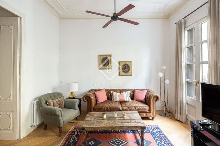 3 bedrooms apartment for rent in Barcelona, Spain - Image 4