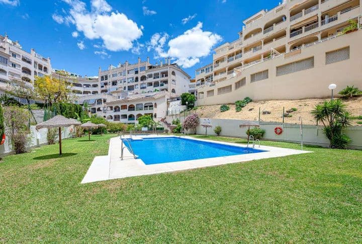 2 bedrooms apartment for rent in Nueva Torrequebrada, Spain - Image 4