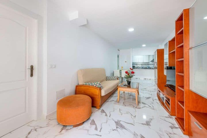 2 bedrooms apartment for rent in Nueva Torrequebrada, Spain - Image 9