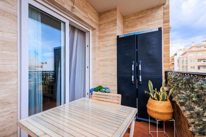 4 bedrooms apartment for rent in Torrevieja, Spain - Image 3